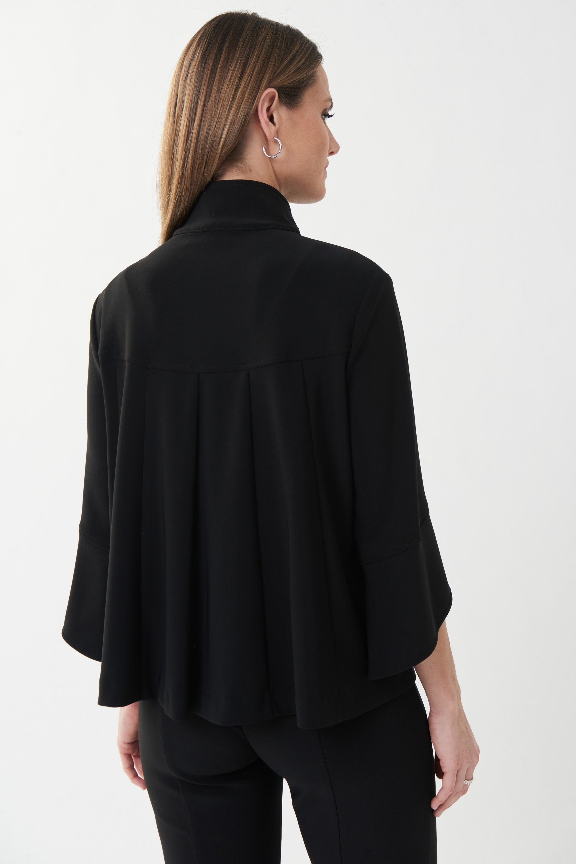 Short cape jacket 2025